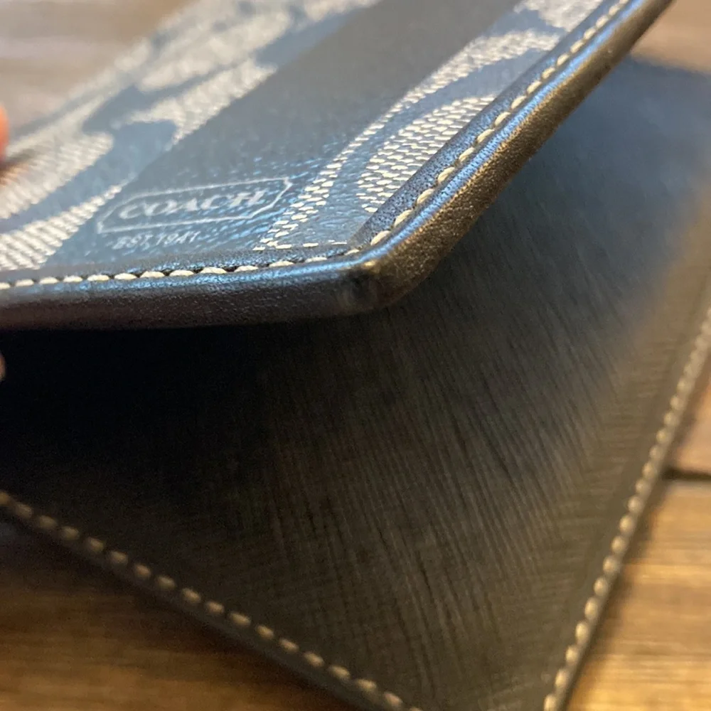 COACH Signature Passport Holder - Picture 3 of 3